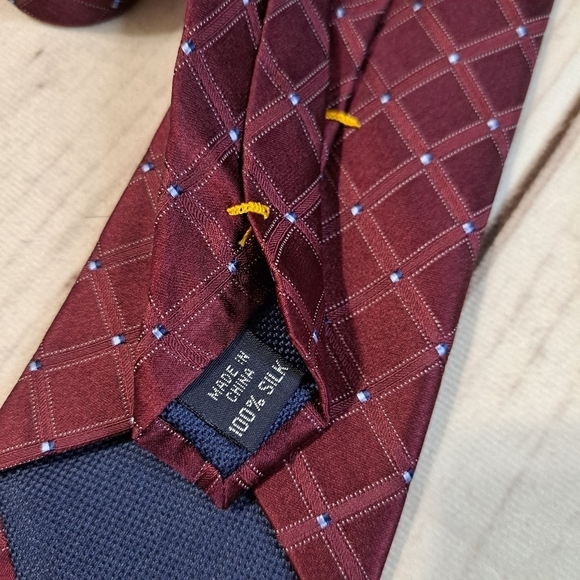 NAUTICA Silk Tie - Picture 7 of 9